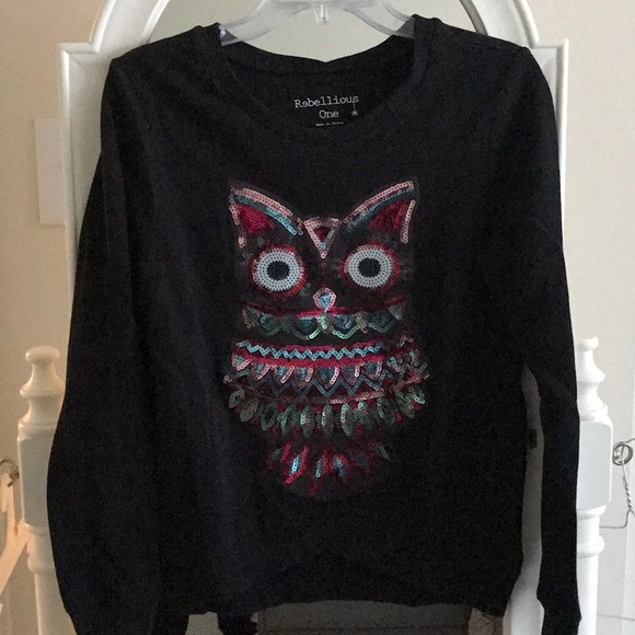 Rebellious One Tops - Sequined owl sweatshirt